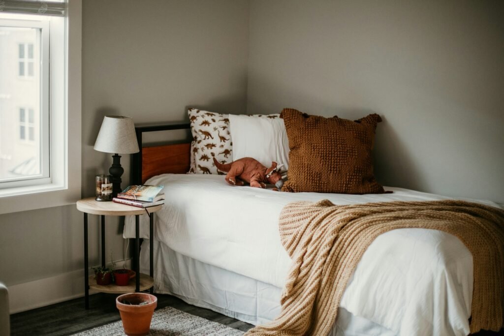 Woven and natural furniture adding boho texture to a farmhouse base