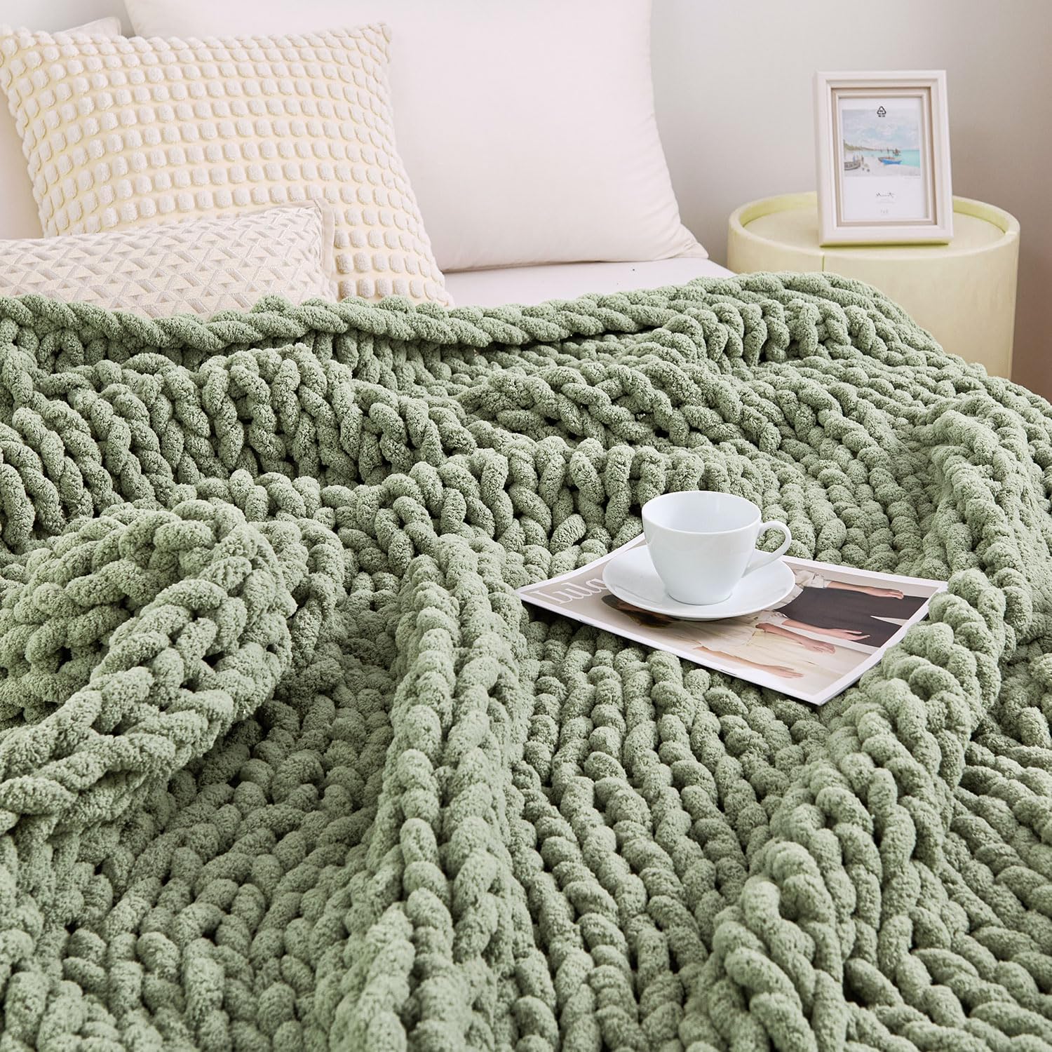 Chunky Knit Blanket Throw for Couch, 51 x 63 Inch