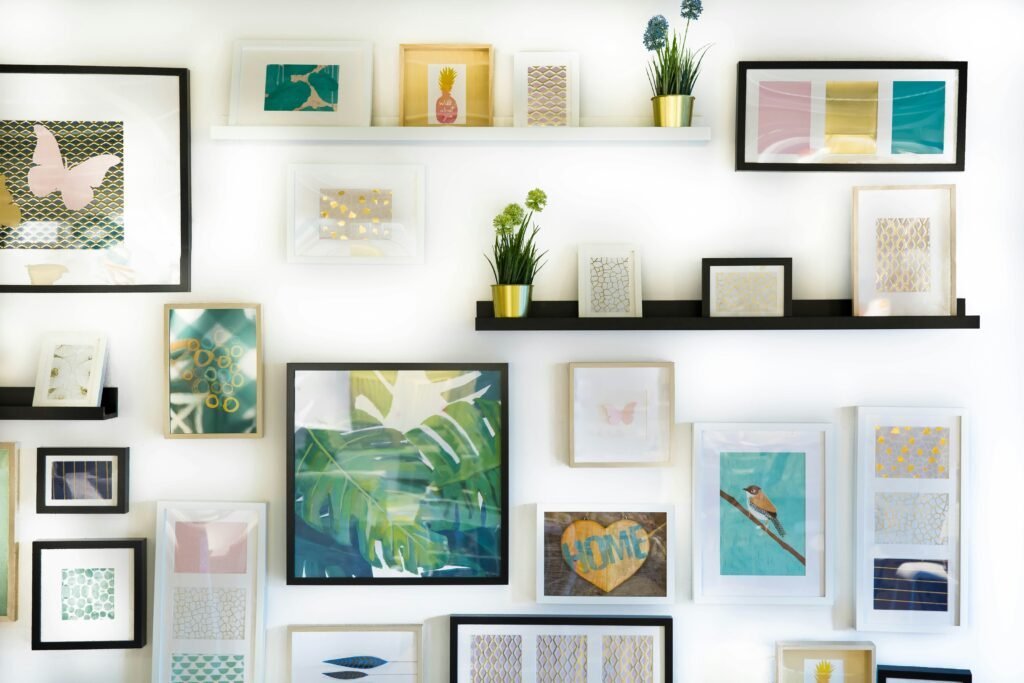 Gallery wall trend that continues to stay stylish year after year