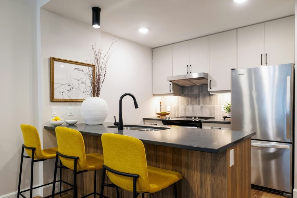 Modern kitchen trends building on previous design movements