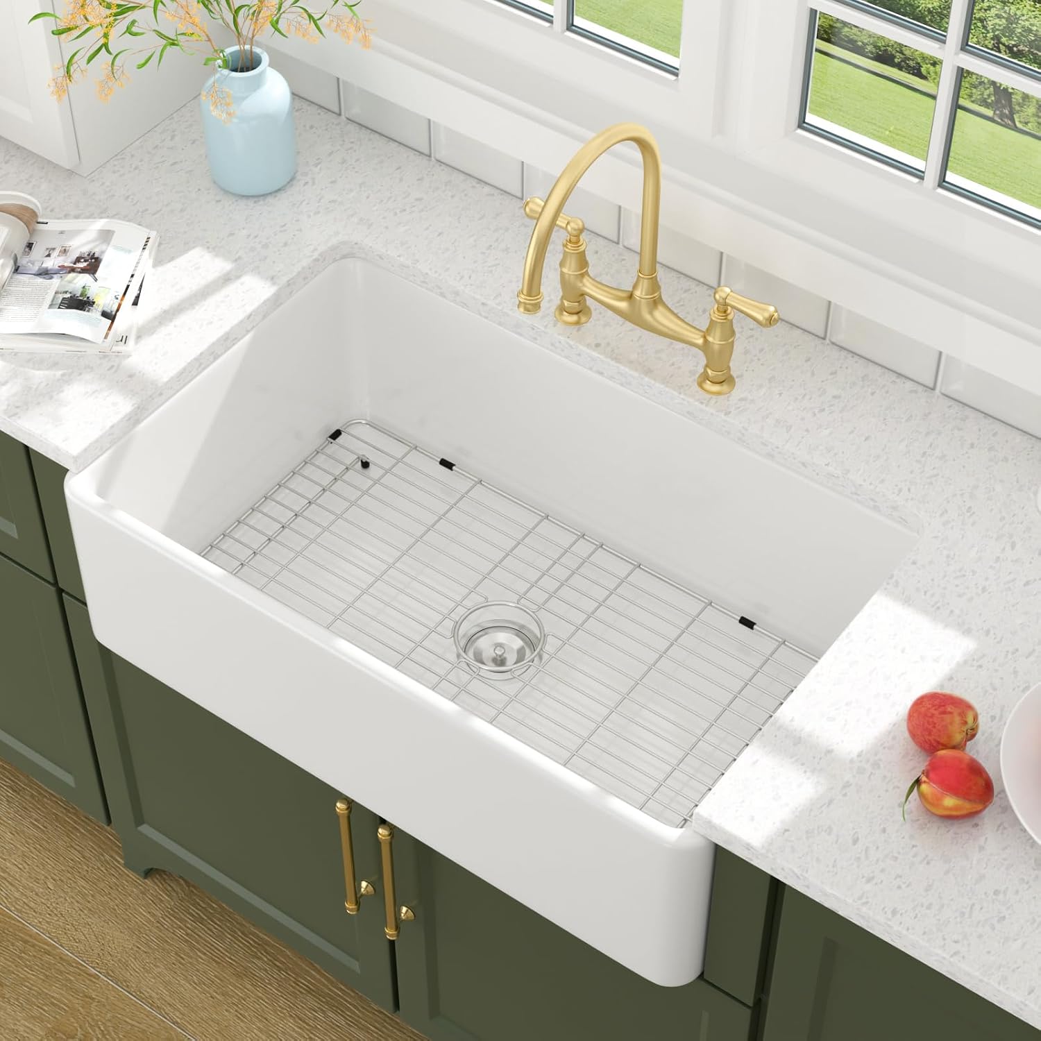 Lordear 33 Inch White Farmhouse Sink, Solid Fireclay Apron Front