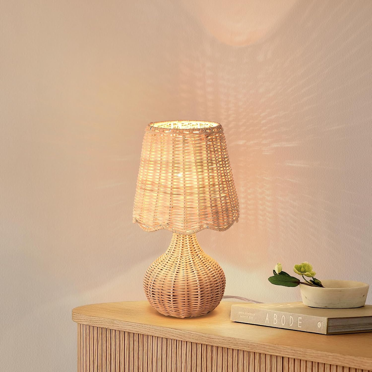 Ziqqeelam Small Rattan Bedside Table Lamp for Bedroom