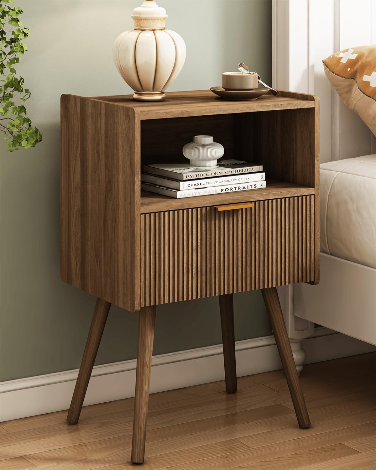 JOONEE Nightstand, Modern Bedside Table with Storage Drawer and Open Wood Shelf, for Living Room, Bedroom and Small Spaces, Accent Night Stand with Solid Wood Legs, Walnut Brown
