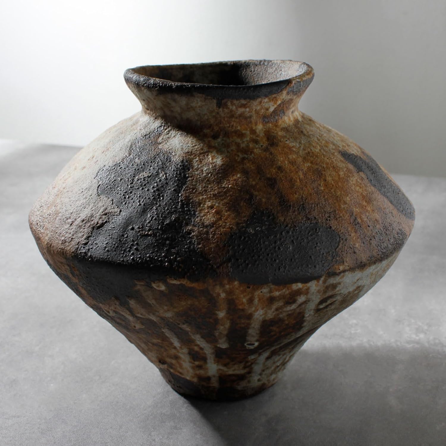 Rusty Ceramic Wabi Sabi Pottery Flower Vase for Centerpieces and Tables